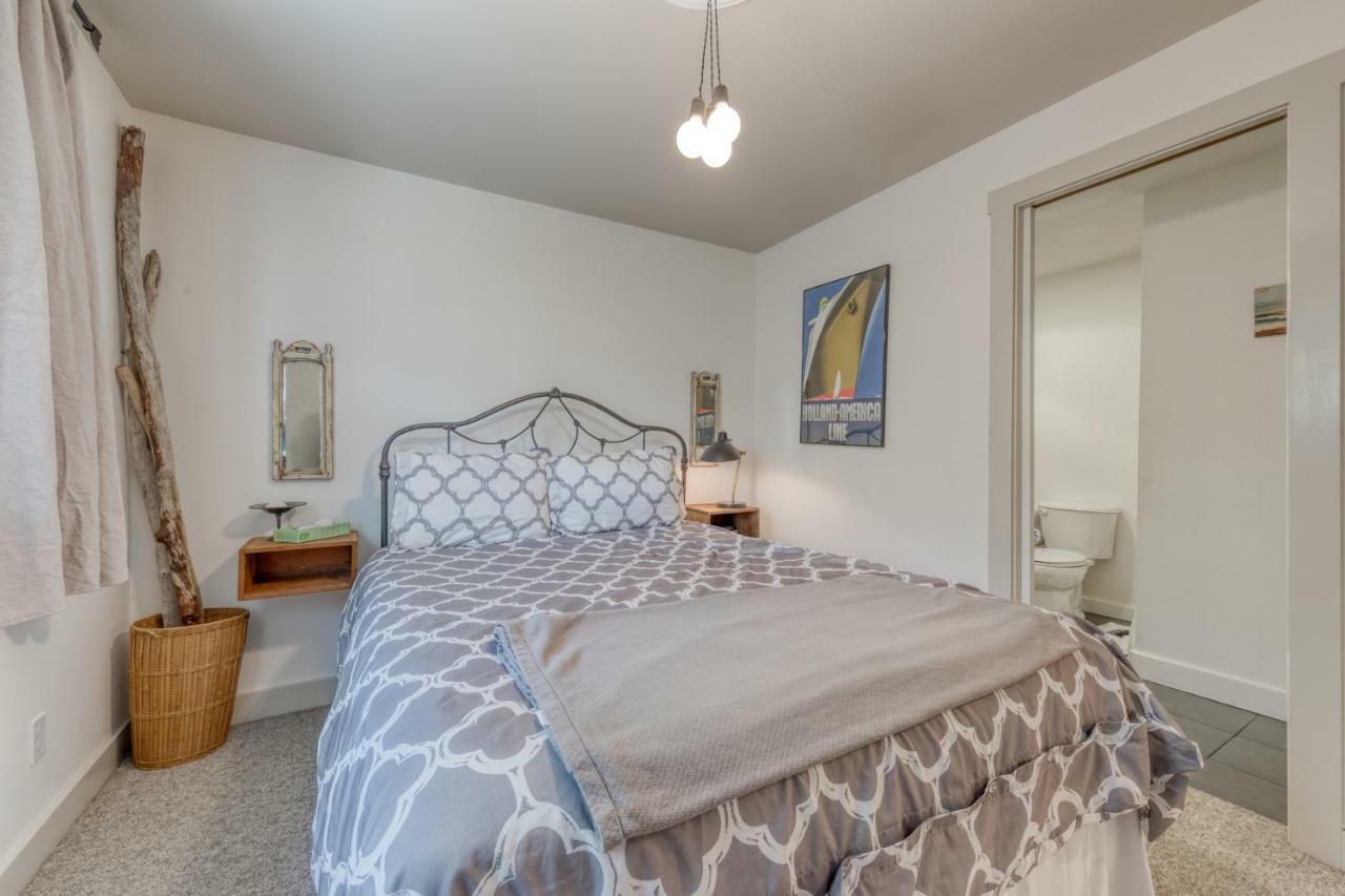 Calm Waters Villa Rockaway Beach Bagian luar foto