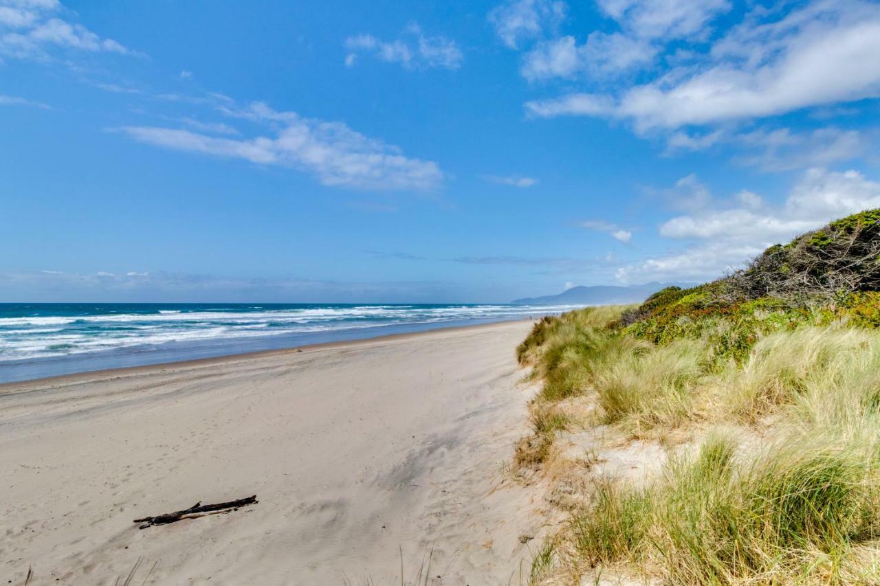 Calm Waters Villa Rockaway Beach Bagian luar foto